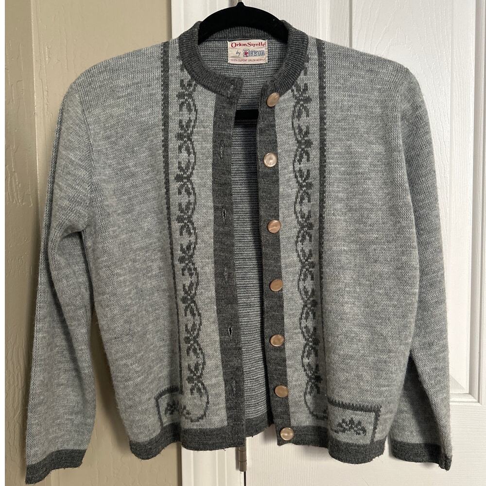 Vtg 60s Orlon Sayelle by Devon Floral Knit Cardigan Grey Medium